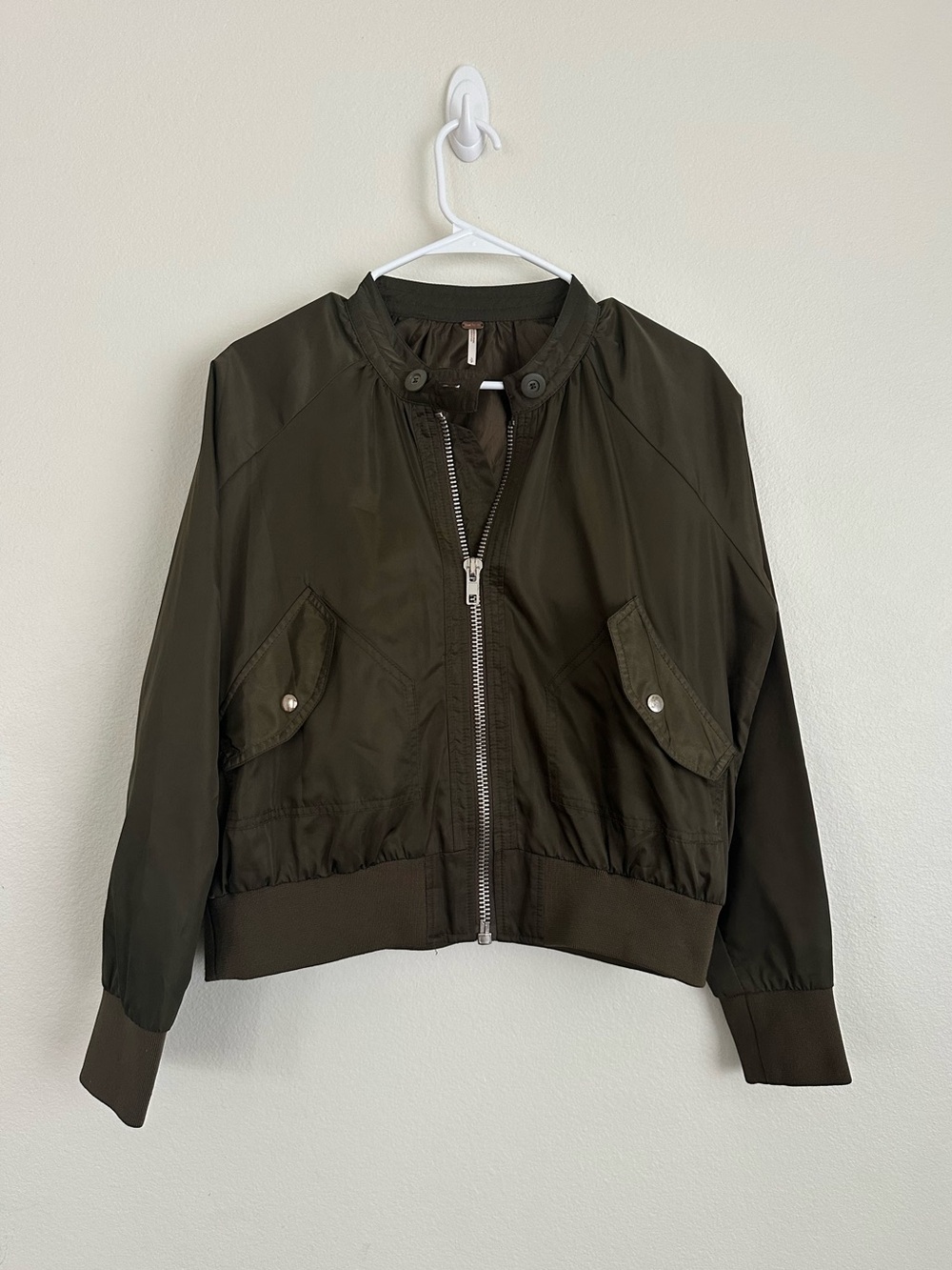 Free People Olive Green Women's Bomber Jacket - Classic Lightweight Zip